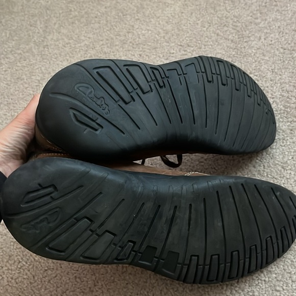 “Clark’s Men’s Shoes size 11” - Picture 4 of 8